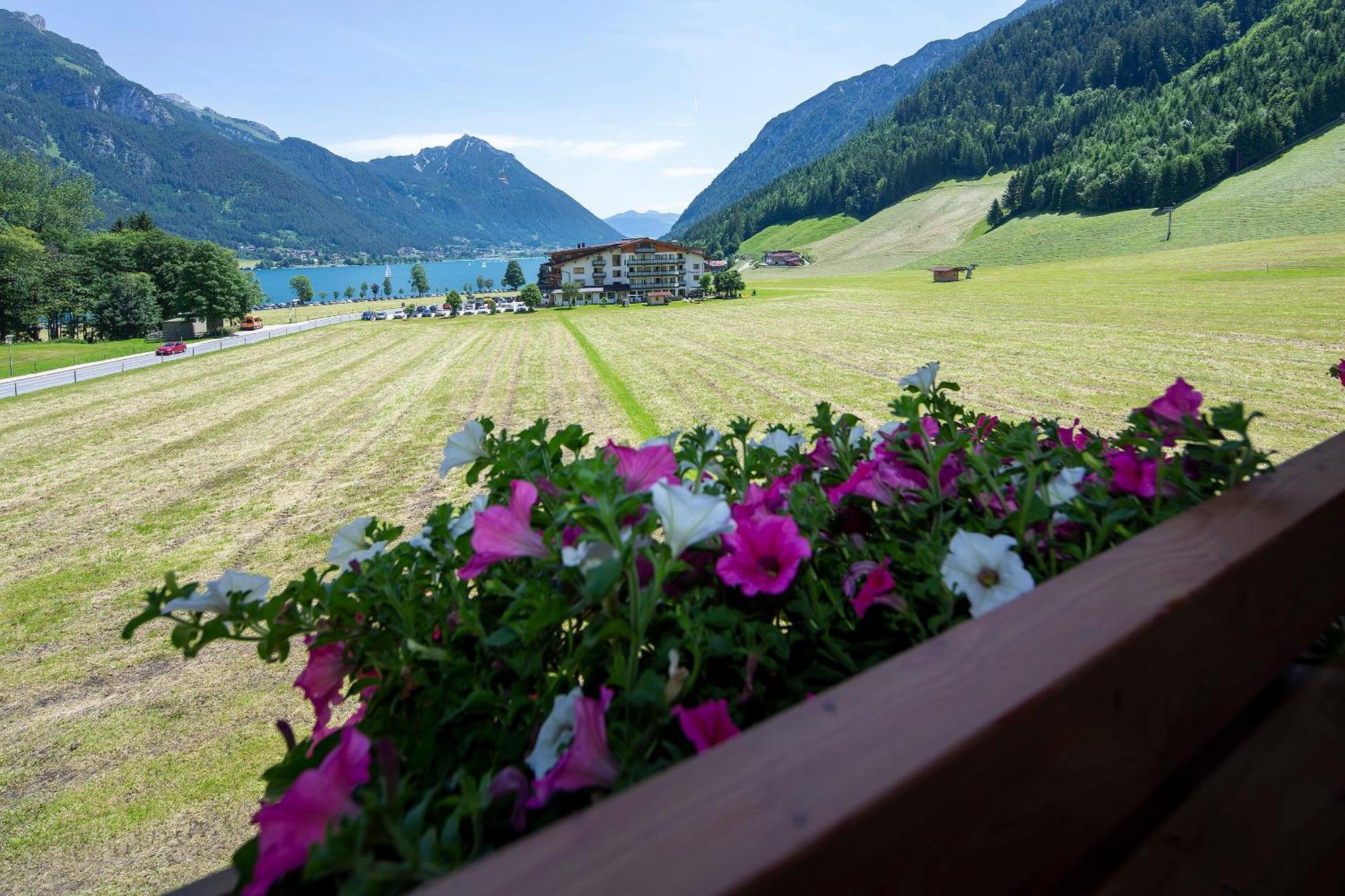 Obertuschenhof Homestay Pertisau